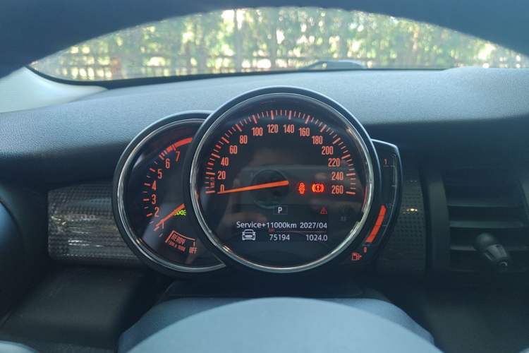 Used MINI 2016 1.5T COOPER Instrument Cluster