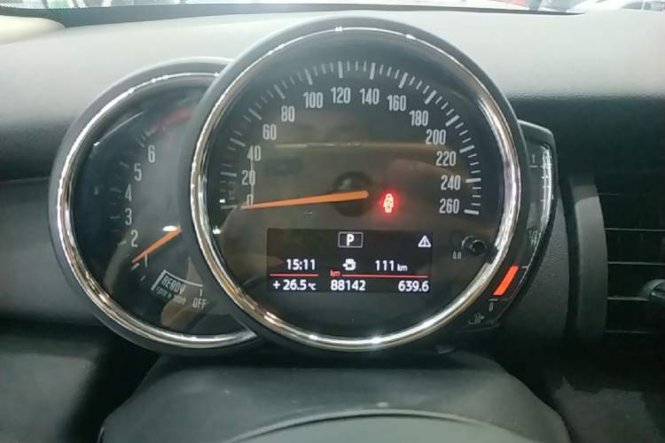 Used MINI 2016 1.2T ONE Pioneer Edition Five-Door Version Instrument Cluster