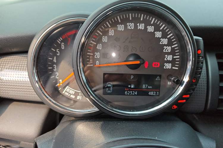 Used MINI 2016 1.5T COOPER Avant-Garde Instrument Cluster