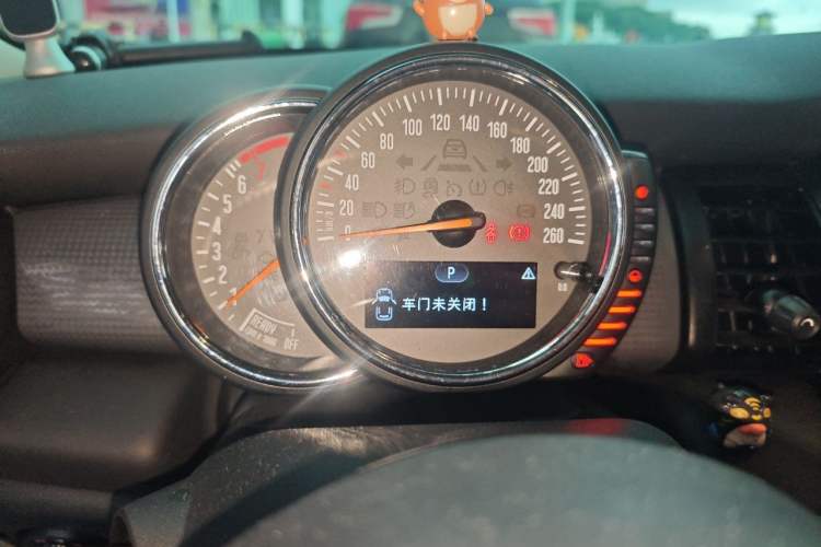 Used MINI 2016 1.5T COOPER Instrument Cluster