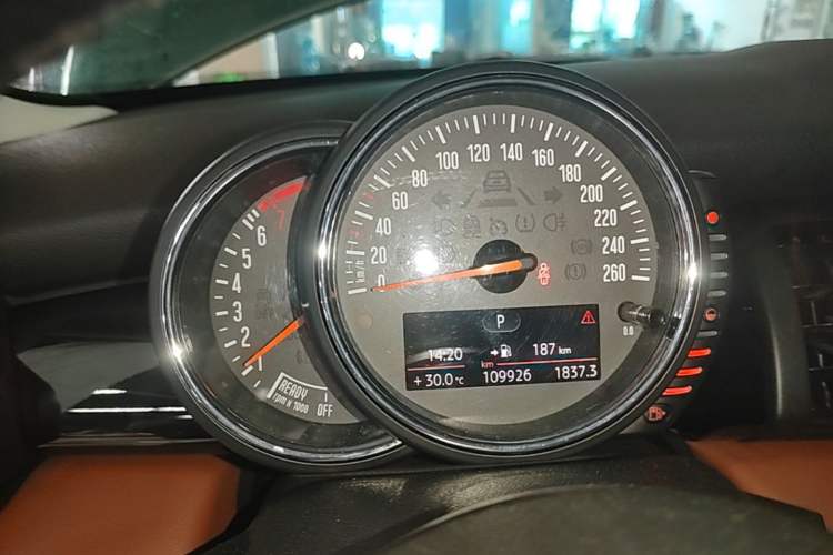 Used MINI 2016 1.5T COOPER SEVEN Instrument Cluster