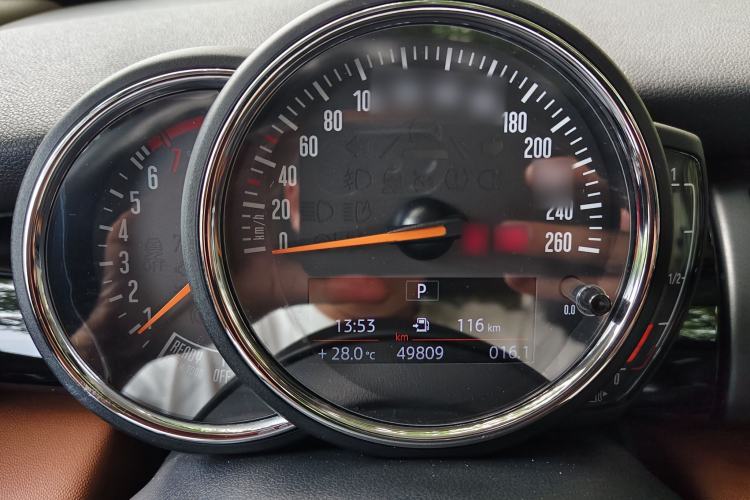 Used MINI 2016 1.5T COOPER SEVEN Five-Door Edition Instrument Cluster
