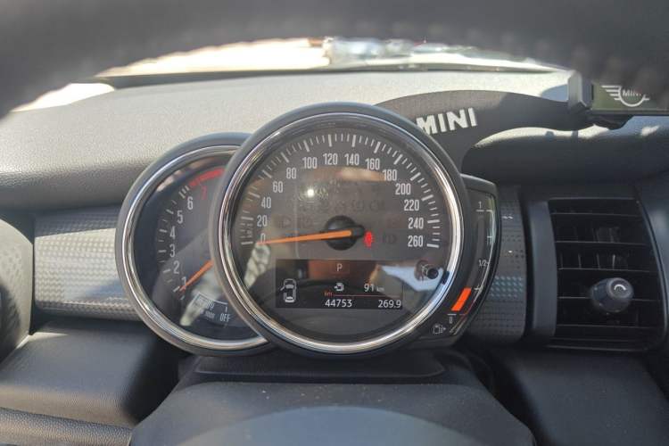 Used MINI 2016 1.5T COOPER Instrument Cluster