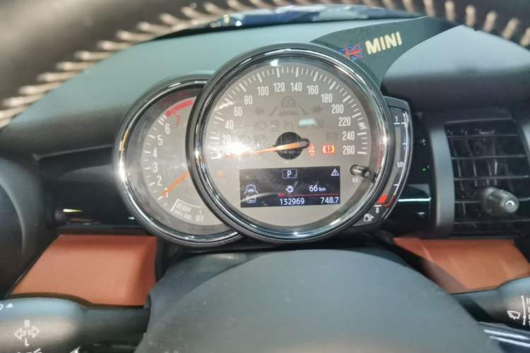 Used MINI 2016 1.5T COOPER SEVEN Instrument Cluster