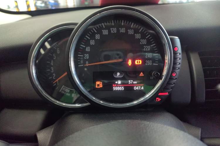 Used MINI 2016 1.2T ONE Pioneer Edition Five-Door Version Instrument Cluster