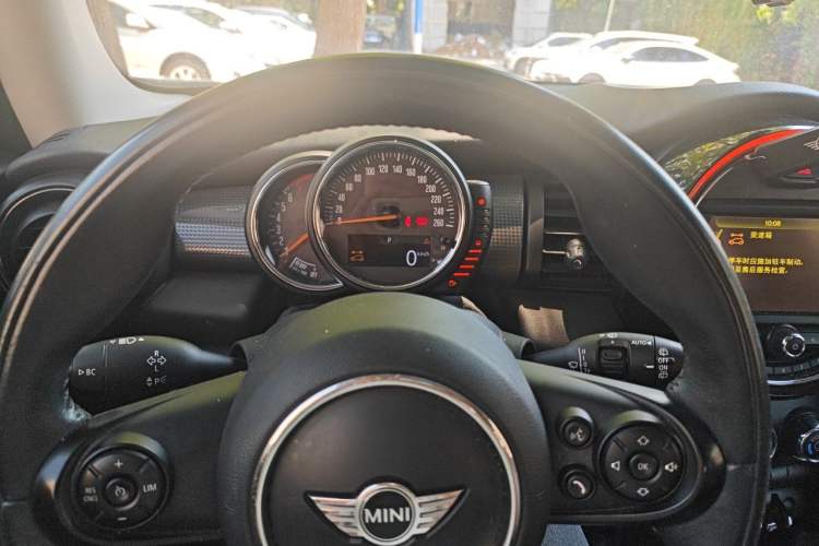 Used MINI 2016 1.5T COOPER Instrument Cluster