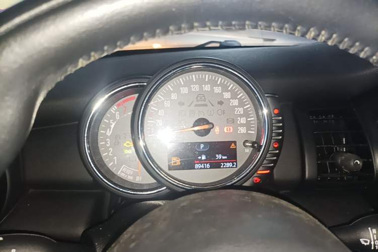 Used MINI 2016 1.2T ONE Pioneer Edition Instrument Cluster