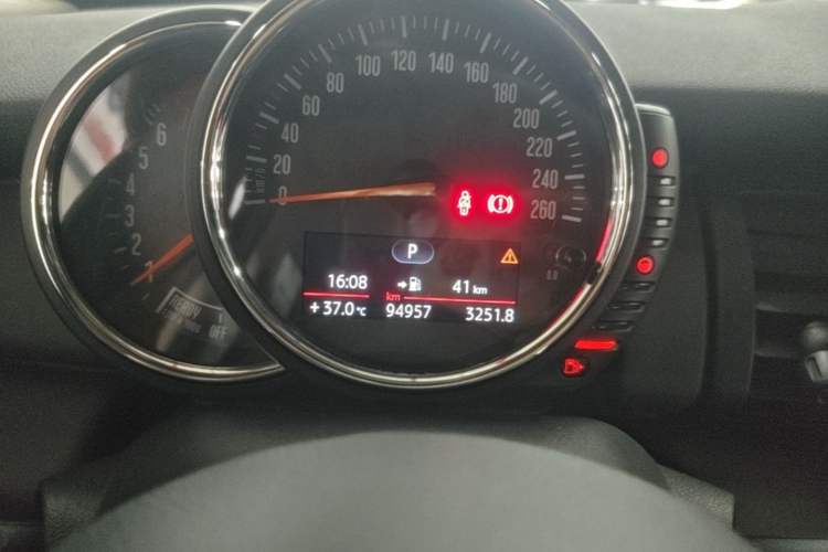Used MINI 2016 1.2T ONE Pioneer Edition Five-Door Version Instrument Cluster