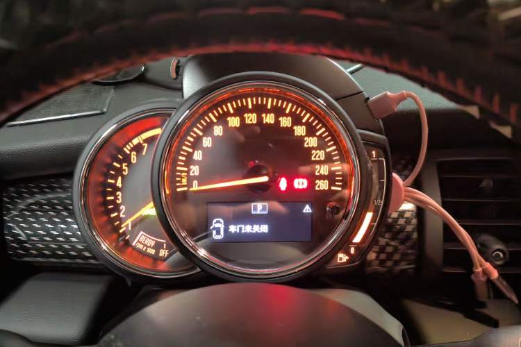 Used MINI 2016 2.0T COOPER S Instrument Cluster