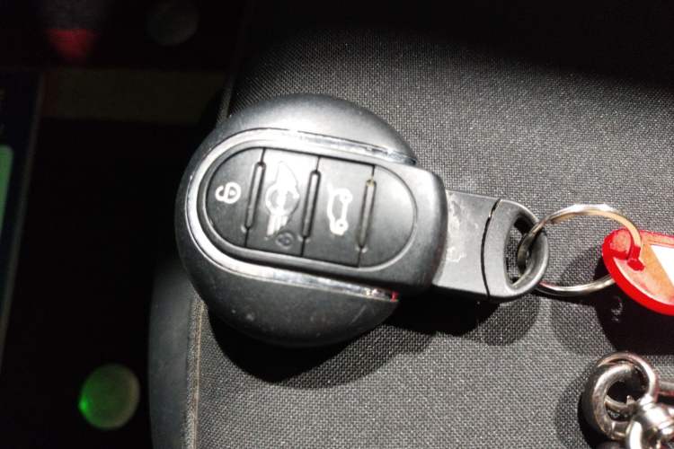 Used MINI 2016 1.5T COOPER Five-Door Edition Interior 1