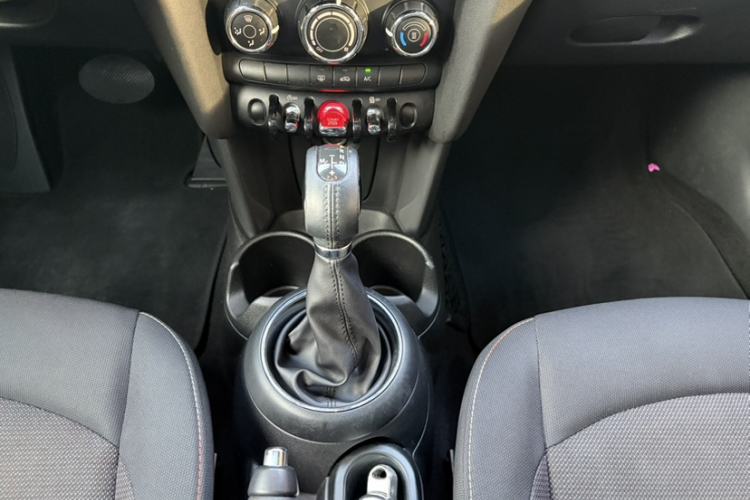 Used MINI 2016 1.2T ONE Pioneer Edition Five-Door Version Interior 4