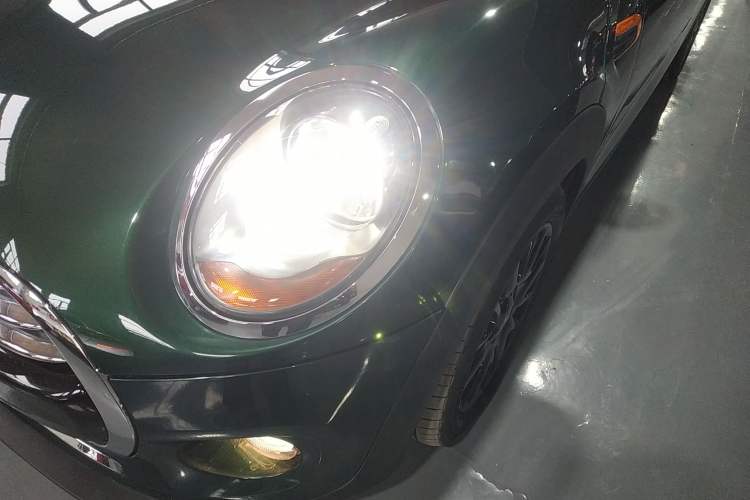 Used MINI 2016 1.5T COOPER Five-Door Edition Left Front Headlight