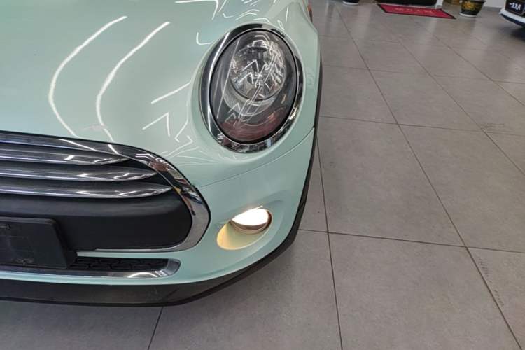 Used MINI 2016 1.2T ONE Pioneer Edition Five-Door Version Left Front Headlight