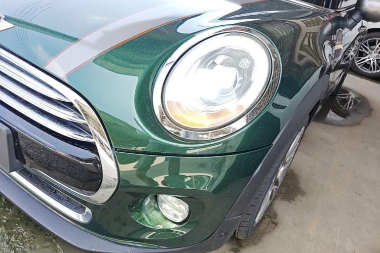 Used MINI 2016 1.5T COOPER SEVEN Five-Door Edition Left Front Headlight
