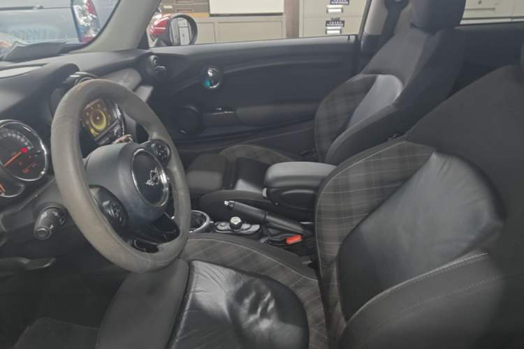 Used MINI 2016 1.5T COOPER Left Front Seat