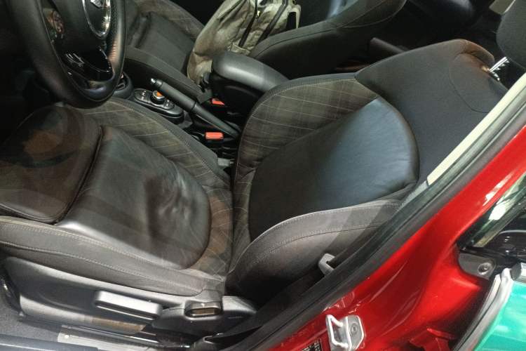 Used MINI 2016 1.5T COOPER Five-Door Edition Left Front Seat
