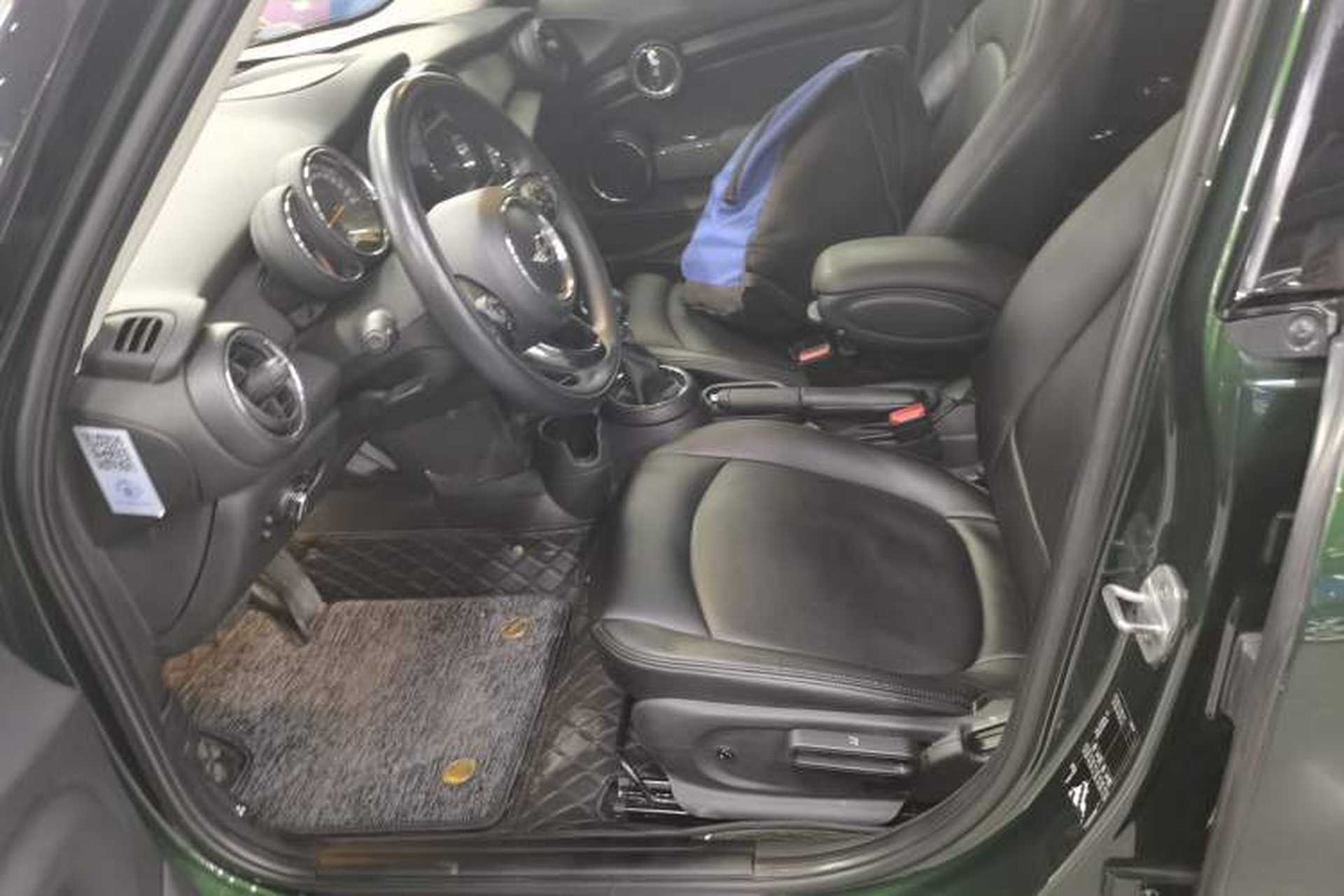 Used MINI 2016 1.2T ONE Pioneer Edition Five-Door Version Left Front Seat