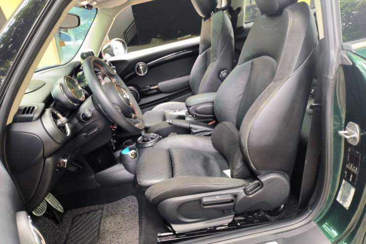 Used MINI 2016 2.0T COOPER S Pioneer Edition Left Front Seat