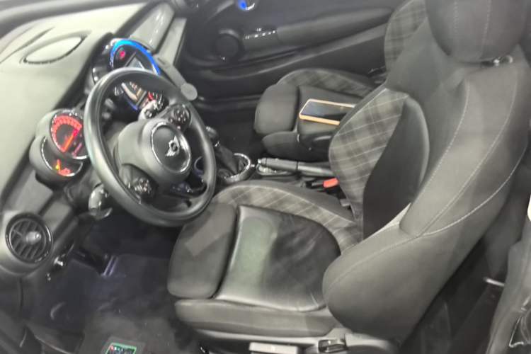 Used MINI 2016 1.5T COOPER Left Front Seat