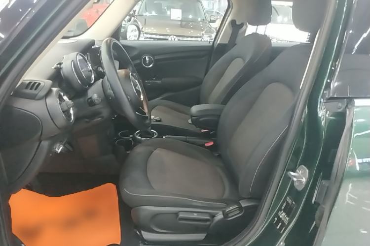 Used MINI 2016 1.2T ONE Pioneer Edition Five-Door Version Left Front Seat