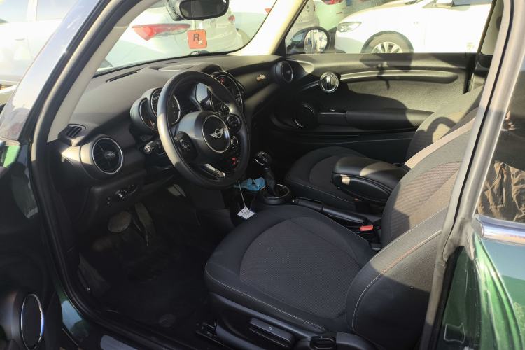 Used MINI 2016 1.2T ONE Pioneer Edition Left Front Seat