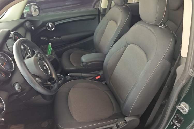 Used MINI 2016 1.2T ONE Pioneer Edition Left Front Seat