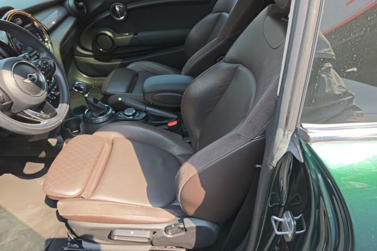 Used MINI 2016 1.5T COOPER Avant-Garde Left Front Seat