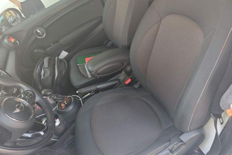 Used MINI 2016 1.2T ONE Pioneer Edition Left Front Seat