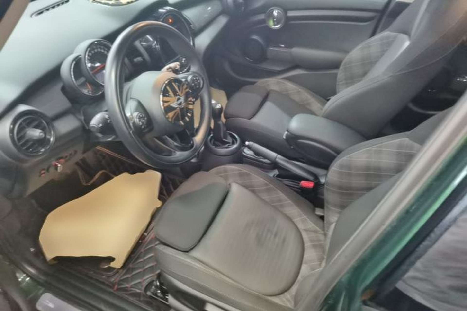 Used MINI 2016 1.5T COOPER Five-Door Edition Left Front Seat