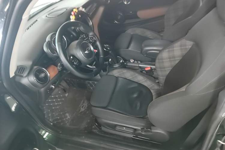 Used MINI 2016 1.5T COOPER SEVEN Left Front Seat