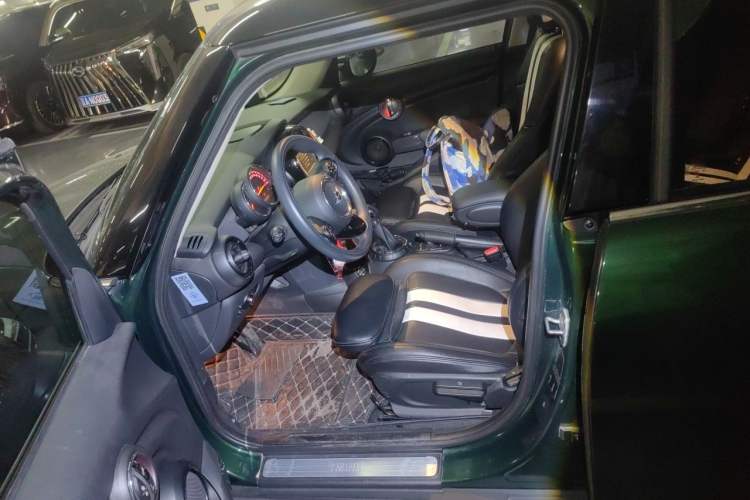Used MINI 2016 1.5T COOPER Five-Door Edition Left Front Seat
