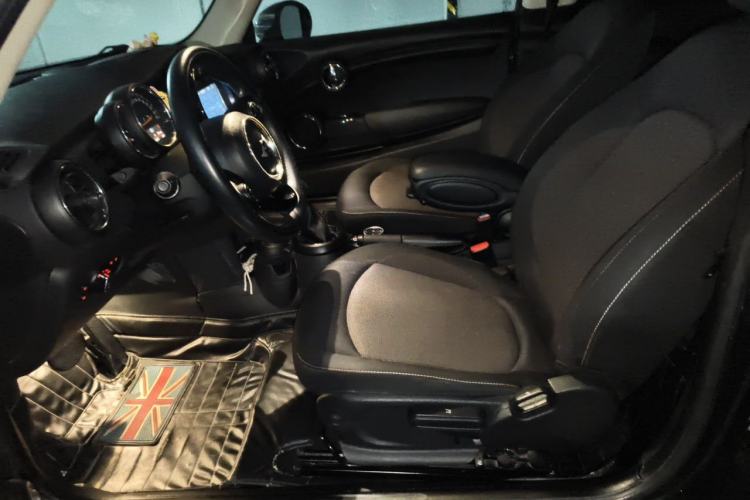 Used MINI 2016 1.2T ONE Pioneer Edition Left Front Seat