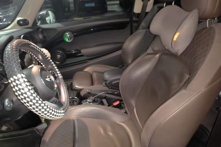 Used MINI 2016 2.0T COOPER S Left Front Seat