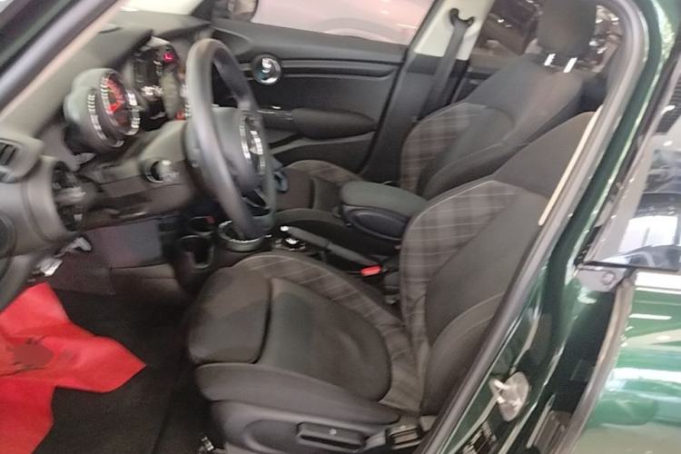 Used MINI 2016 1.5T COOPER Five-Door Edition Left Front Seat
