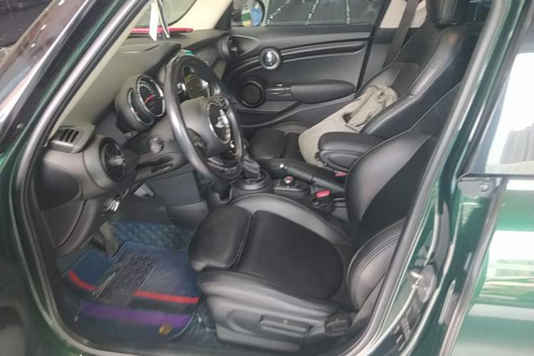 Used MINI 2016 1.5T COOPER Five-Door Edition Left Front Seat