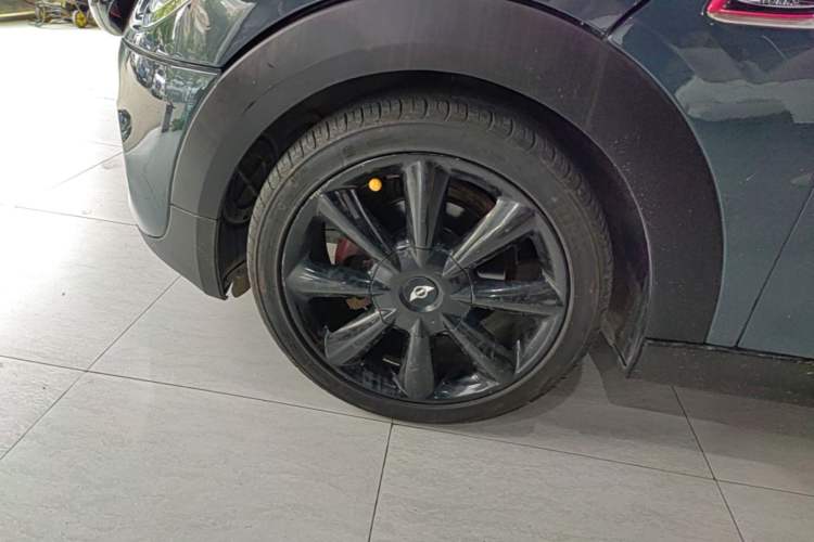 Used MINI 2016 1.2T ONE Five-Door Edition Left Front Wheel Hub