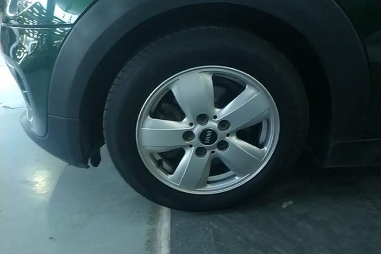 Used MINI 2016 1.2T ONE Left Front Wheel Hub