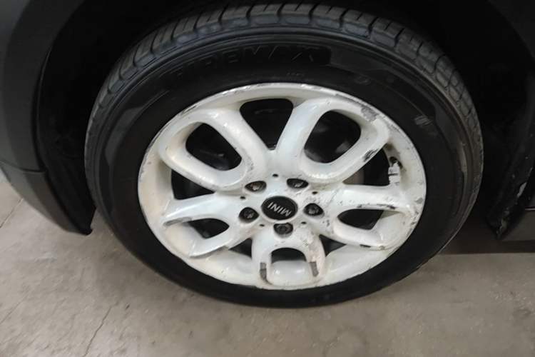 Used MINI 2016 1.5T COOPER Left Front Wheel Hub