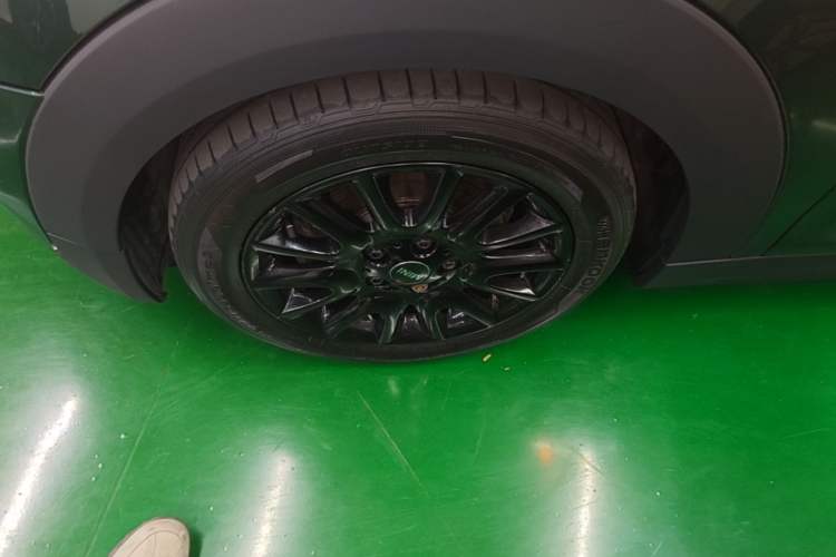 Used MINI 2016 1.5T COOPER Left Front Wheel Hub