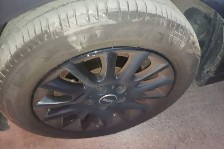 Used MINI 2016 1.2T ONE Pioneer Edition Left Front Wheel Hub