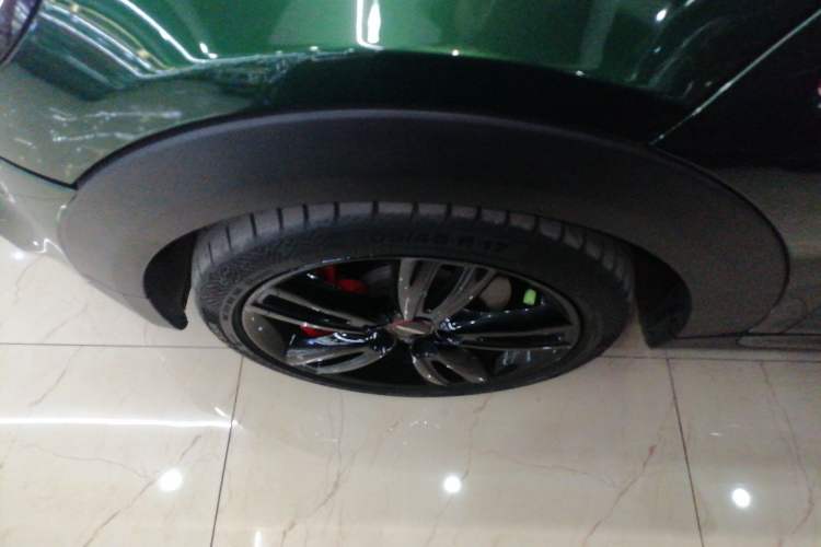 Used MINI 2016 2.0T COOPER S Performance-oriented Left Front Wheel Hub