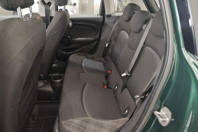 Used MINI 2016 1.5T COOPER Five-Door Edition Left Rear Seat