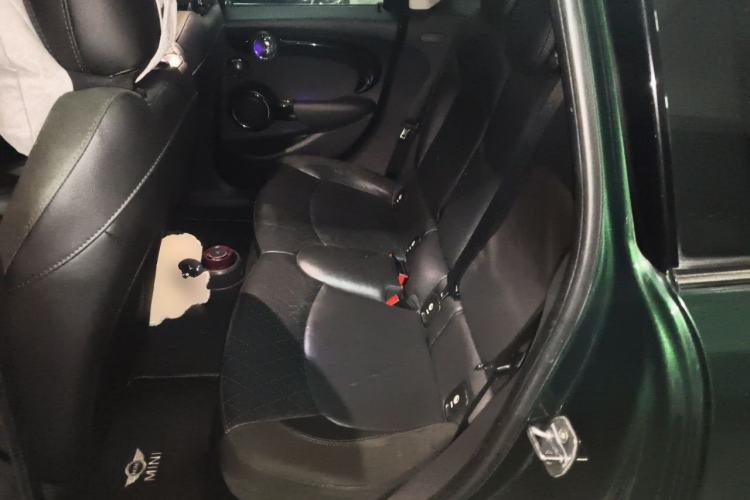 Used MINI 2016 2.0T COOPER S Five-Door Edition Left Rear Seat