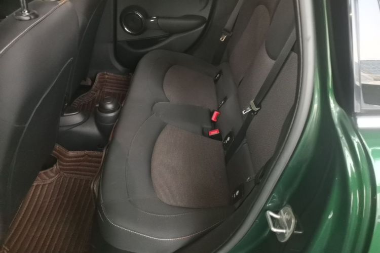 Used MINI 2016 1.2T ONE Pioneer Edition Five-Door Version Left Rear Seat