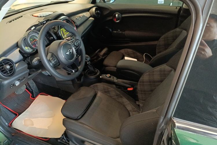 Used MINI 2016 1.5T COOPER Left Rear Seat