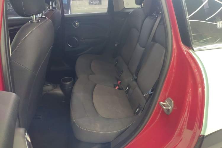 Used MINI 2016 1.2T ONE Pioneer Edition Five-Door Version Left Rear Seat