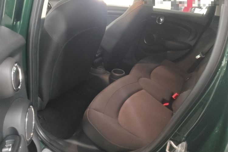 Used MINI 2016 1.2T ONE Pioneer Edition Five-Door Version Left Rear Seat