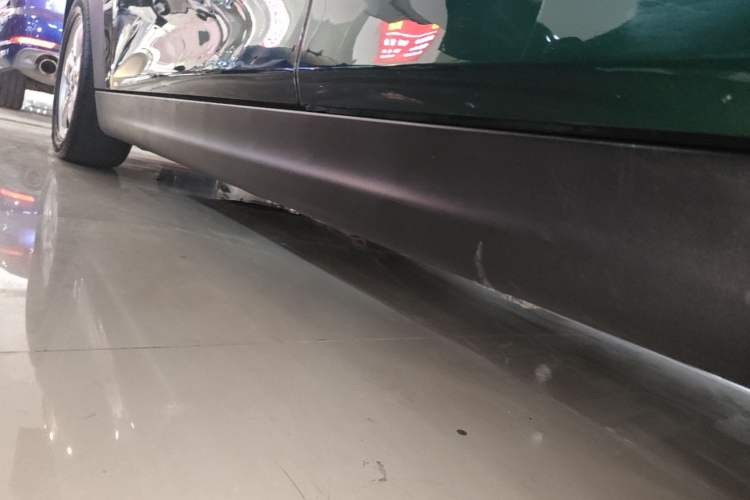 Used MINI 2016 1.2T ONE Five-Door Edition Left Side Sill