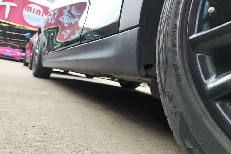 Used MINI 2016 1.2T ONE Pioneer Edition Left Side Sill