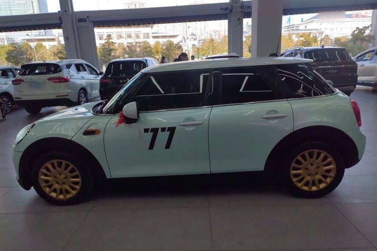 Used MINI 2016 1.2T ONE Pioneer Edition Five-Door Version Left Side
